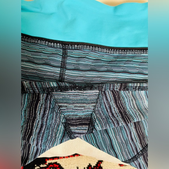 LULULEMON Lulu Cropped Leggings with Pockets Women’s 4 - Picture 7 of 13